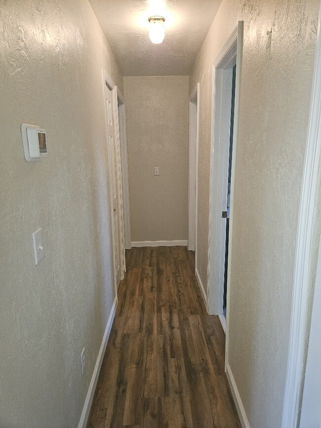 Building Photo - 1895 Big Oak Dr