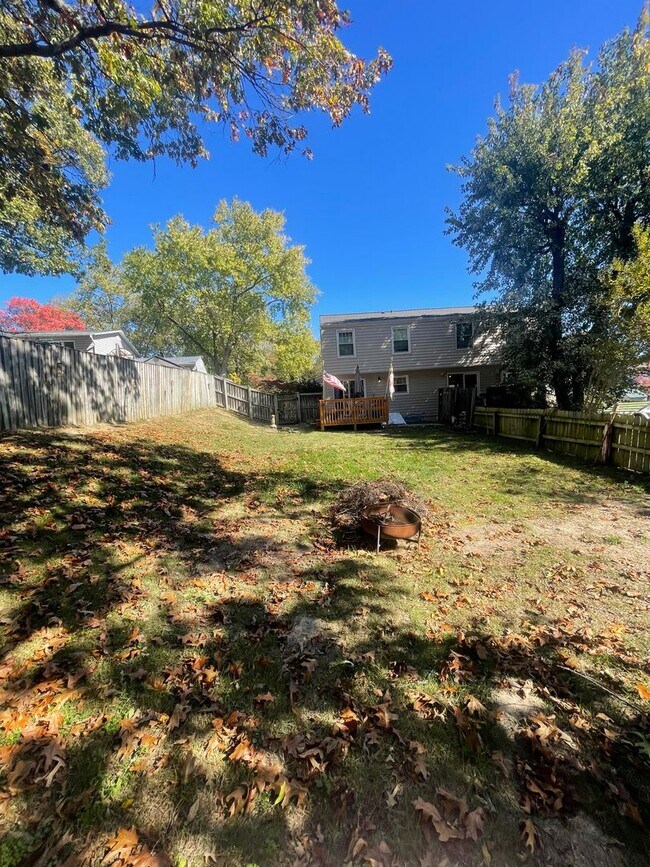 Building Photo - 7964 Covington Ave