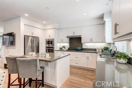 Building Photo - 219 Carmine