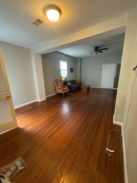 Building Photo - 3701 Greenmount Ave