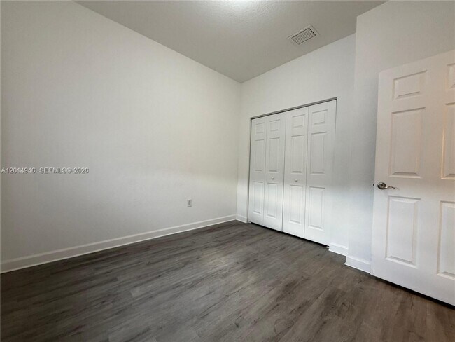 Building Photo - 10606 W 33rd Way
