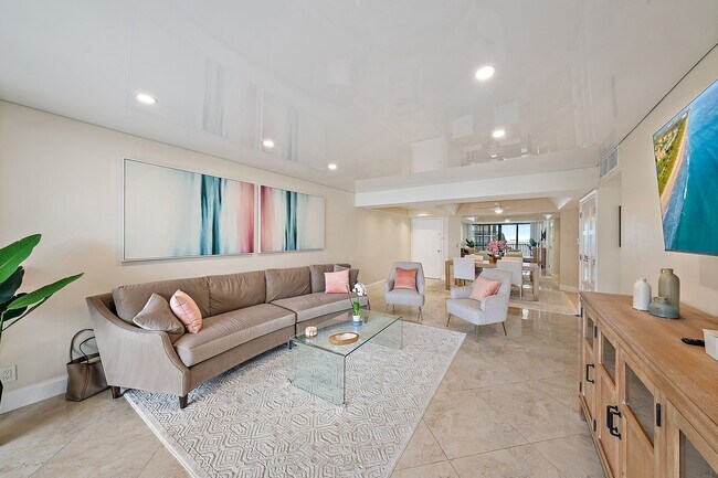 Building Photo - 3610 S Ocean Blvd