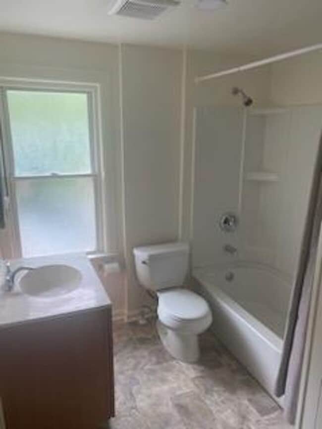 Building Photo - Renovated three bedroom home