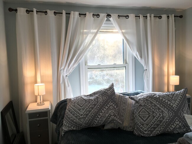 Building Photo - 912 Altavista Avenue