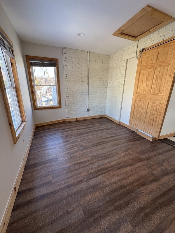 Building Photo - 3 102nd St