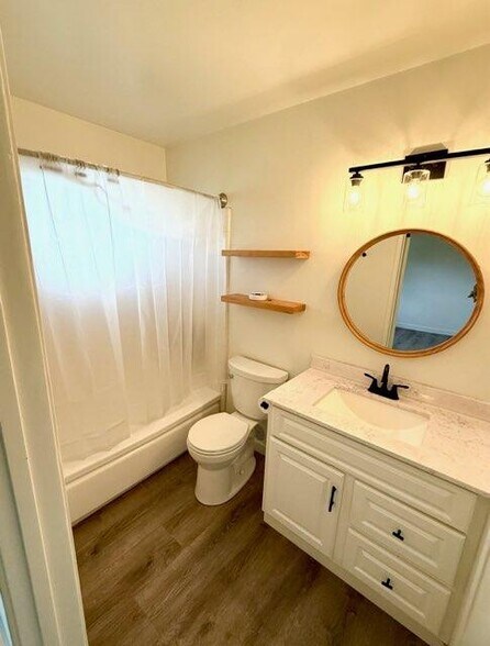 Building Photo - 334 Calor Dr