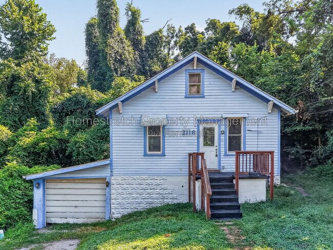 Building Photo - 2116 Mills Ave