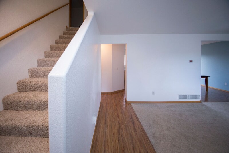 Building Photo - 4154 La Junta Dr