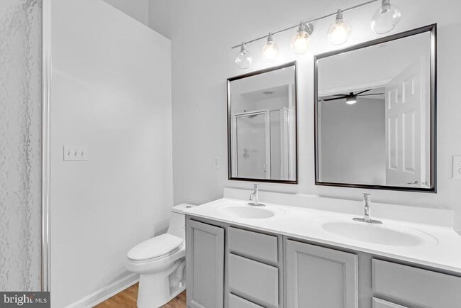 Building Photo - 6880 Ridge Water Ct