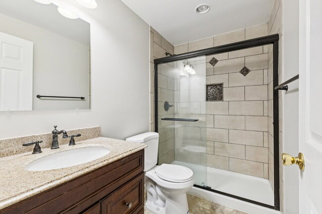 Building Photo - Welcome to this bright and beautifully mai...