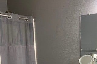 Building Photo - 6442 Vineland Ave