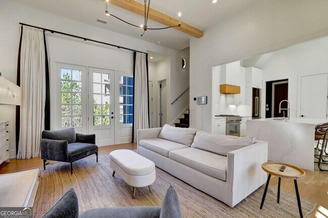 Building Photo - 118 Gainey Ln