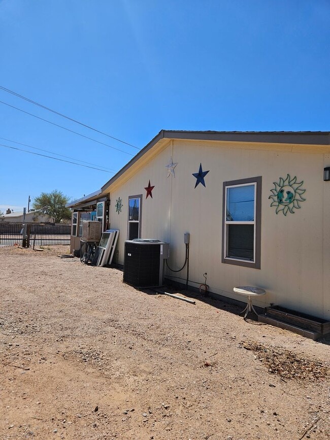 Building Photo - Nice Manufactured Home