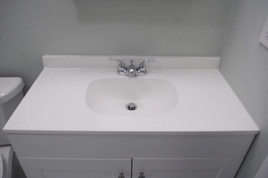 Building Photo - 2110 Seaman Rd