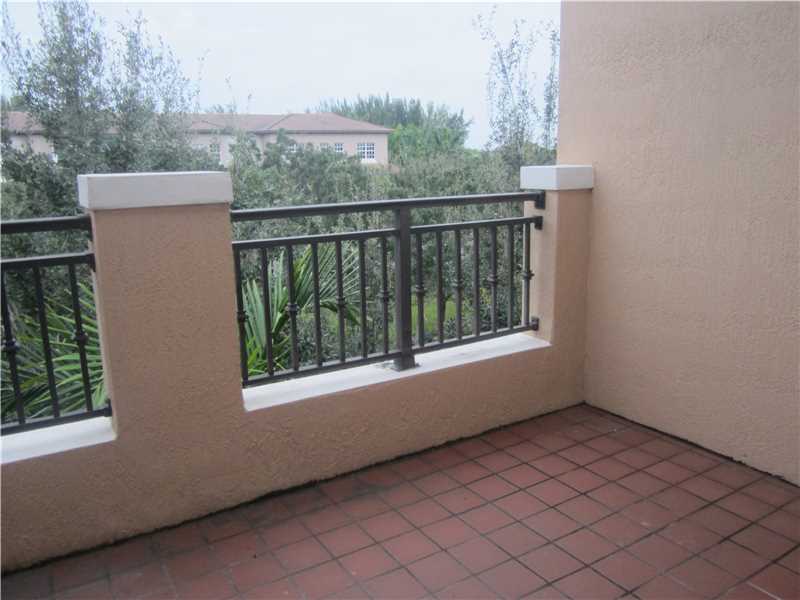 Building Photo - 419 SW 147th Ave