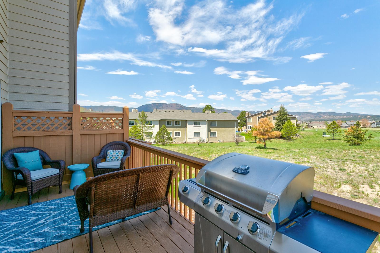 Building Photo - 1033 Burning Bush Pt