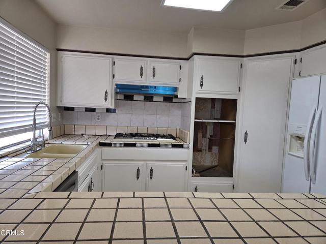 Building Photo - 18534 Symeron Rd