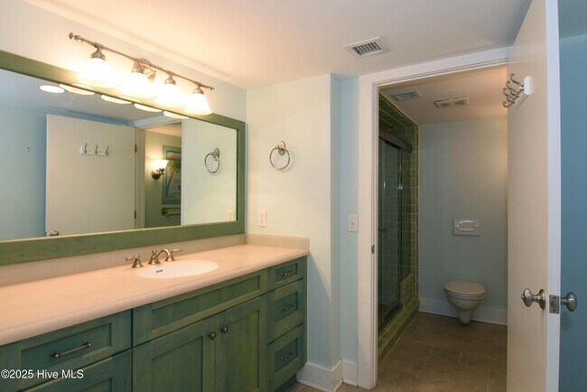 Building Photo - 322 Causeway Dr