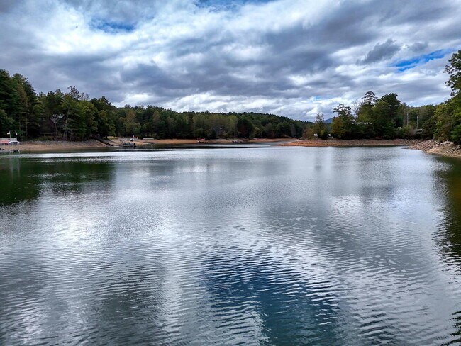 Building Photo - 3739 Pat Colwell Rd