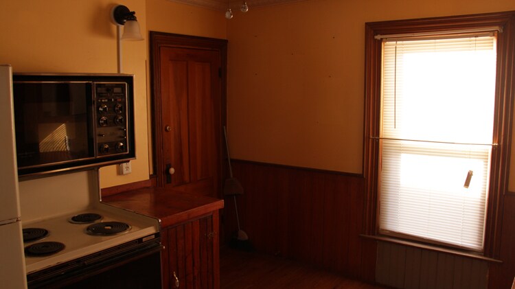 Building Photo - 65 1st St