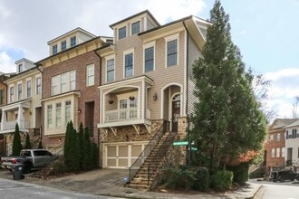 Building Photo - 2114 W Village Xing