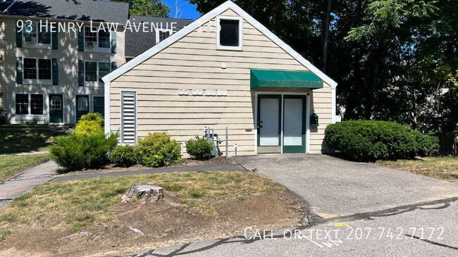 Building Photo - 93 Henry Law Ave