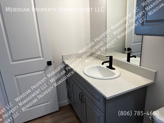 Building Photo - 5802 Urbana Pl