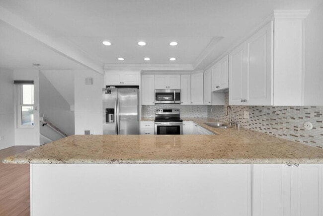 Building Photo - 4065 Harrison St