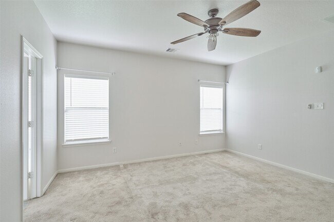 Building Photo - 21718 Grassy Hill Ln