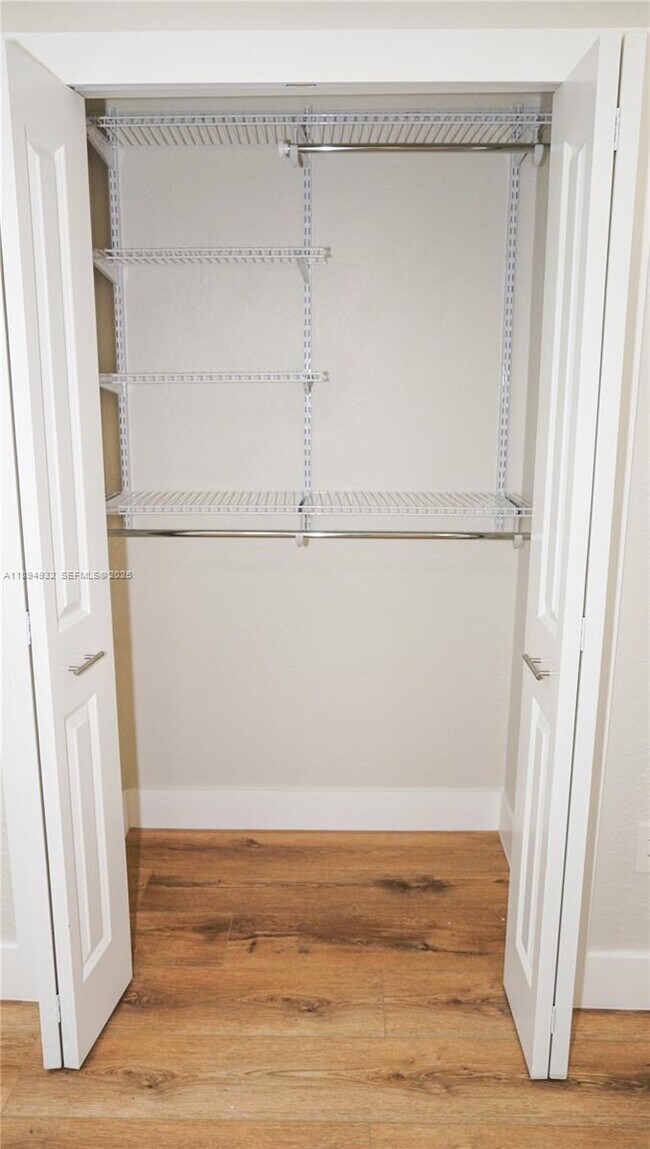 Building Photo - 45 Gumbo Limbo Ave