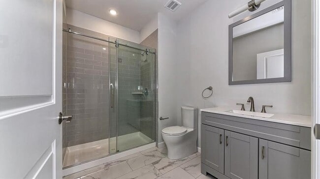 Building Photo - 536 Broadway