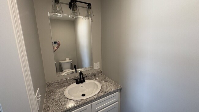 Building Photo - New Construction Townhomes | 3 Bed / 2.5 Bath | Available Now | $3,000/mo