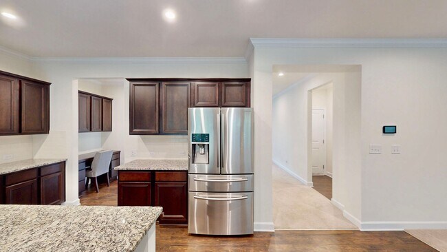 Building Photo - 4523 Collingham Dr