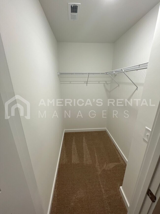 Building Photo - Home for Rent in Cullman, AL!!! Available to View Now!!!