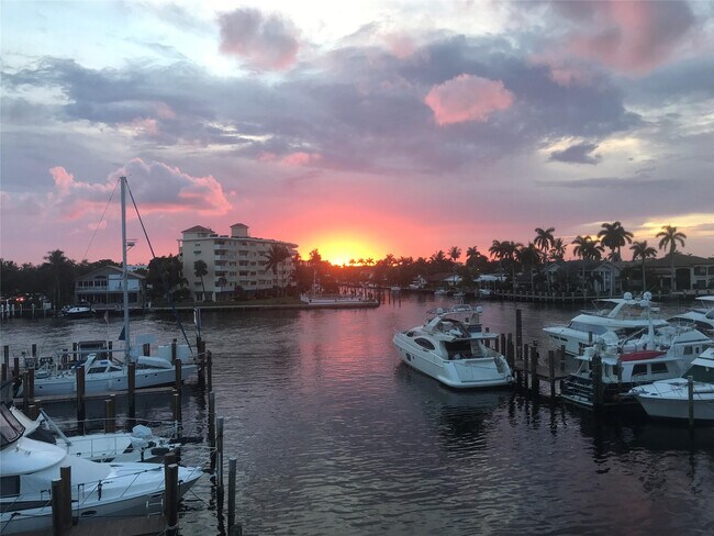 Building Photo - 133 N Pompano Beach Blvd