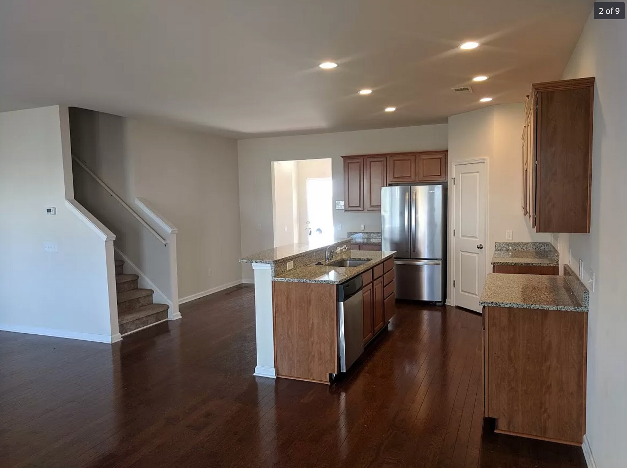 Building Photo - 332 Fox Ridge Ln