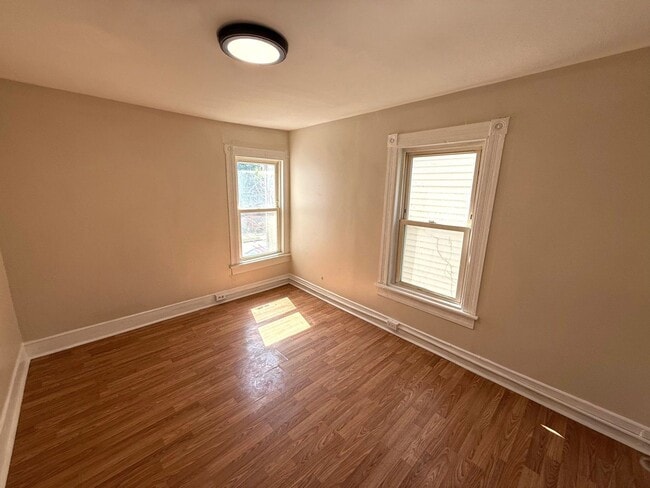 Building Photo - Spacious 4-Bedroom Home with Bonus Features