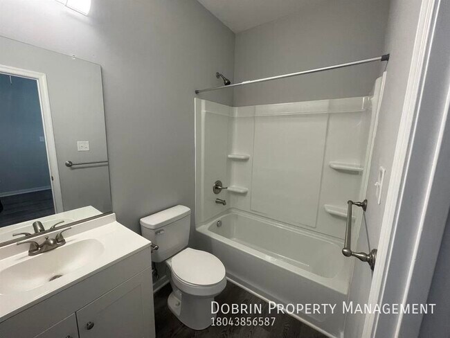 Building Photo - 2053 W Moore St