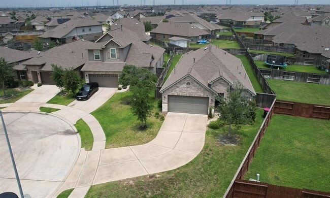Building Photo - 20202 Creekdale Bend Dr