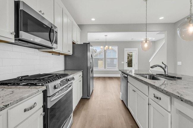 Building Photo - 313 Baritone Rd