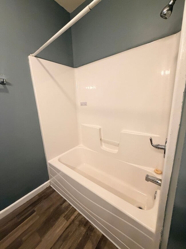 Building Photo - 1017 Laurel St