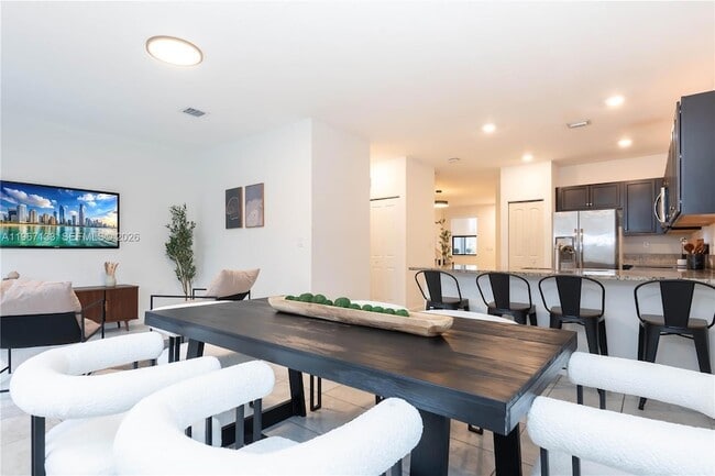 Building Photo - 25128 SW 113th Pl