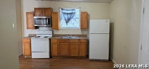 Building Photo - 862 Clower