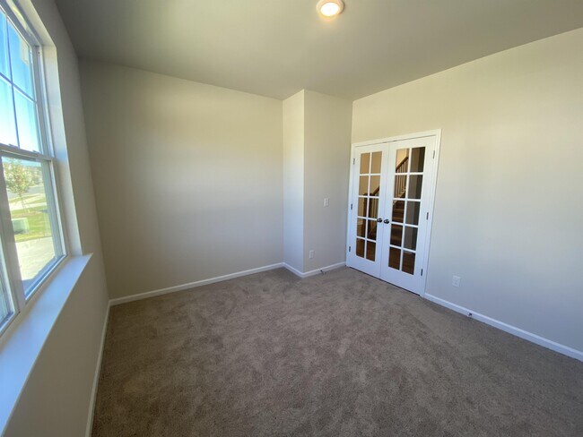 Building Photo - 6015 Weddington Pointe Dr