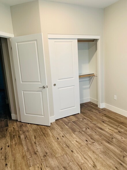 3rd FL Room #2 - 3900 Degree Ln