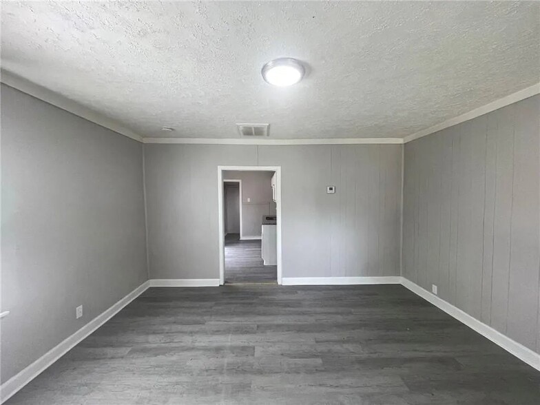 Building Photo - 1434 S Moreland Ave