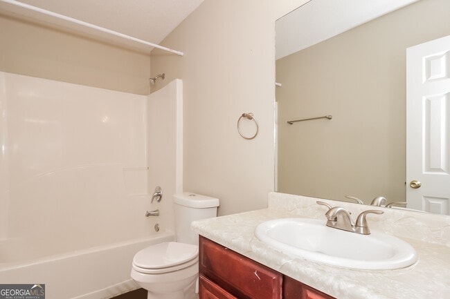 Building Photo - 4321 Holliday Rd