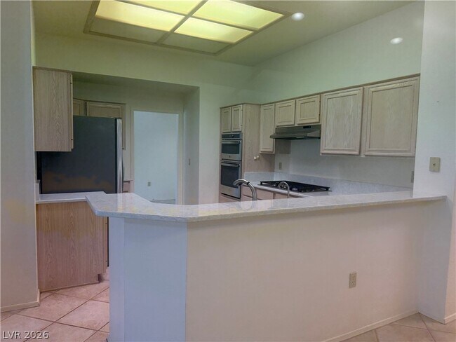 Building Photo - 8900 Kingsmill Dr