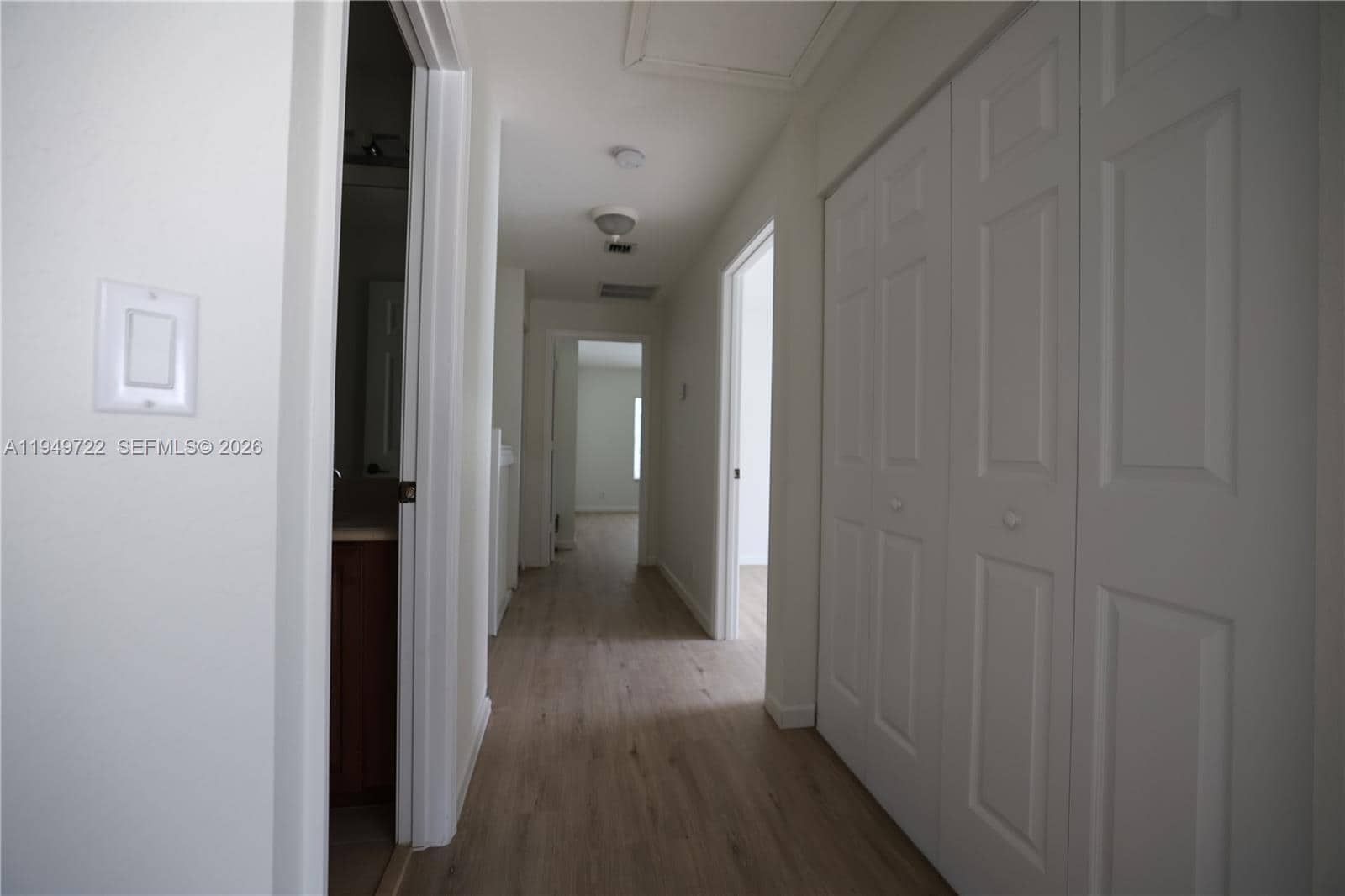 Building Photo - 16122 Poppyseed Cir