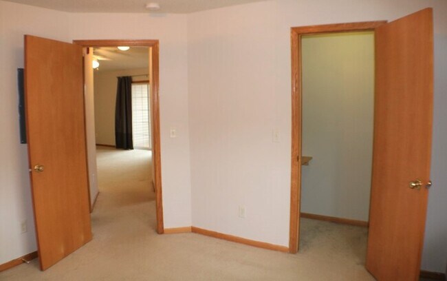 Building Photo - $1,125 | 2 Bedroom, 1 Bathroom Condo | No Pets | Available for an April 16th, 2026 Move In!*